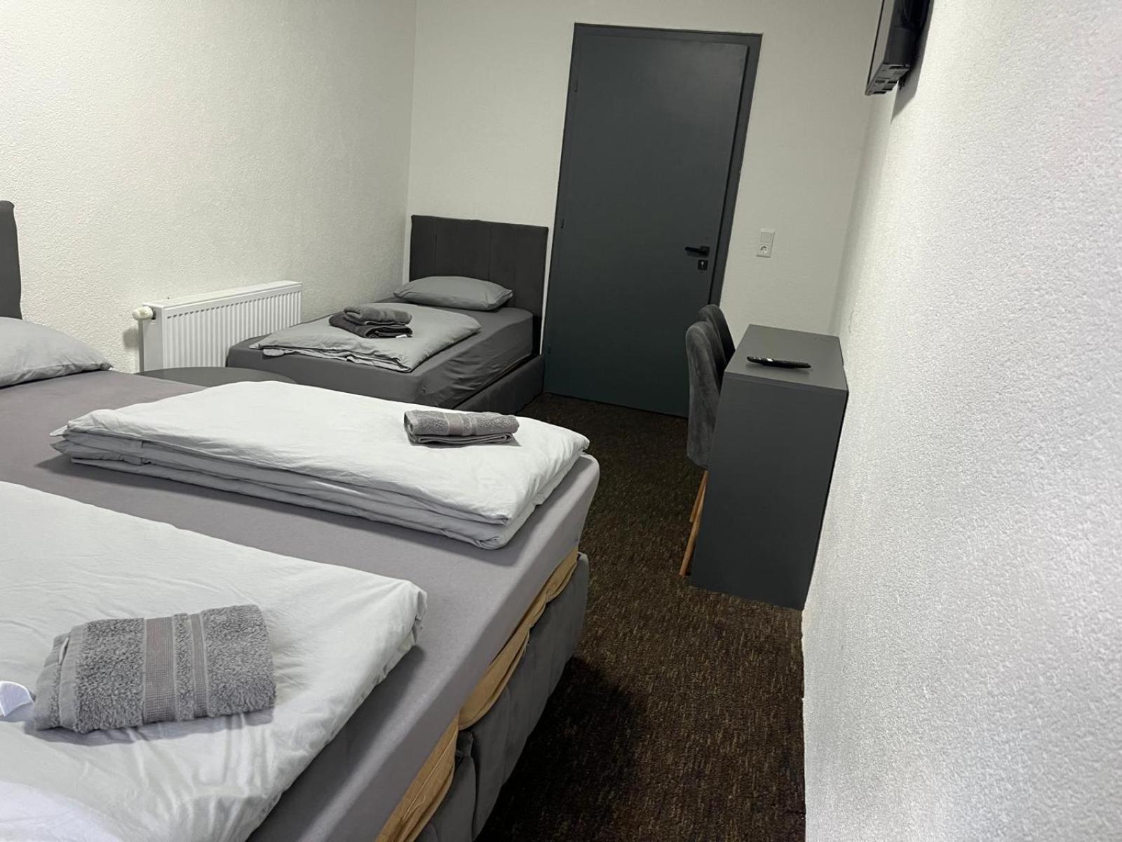 Duisburger Hostel Екстер'єр фото