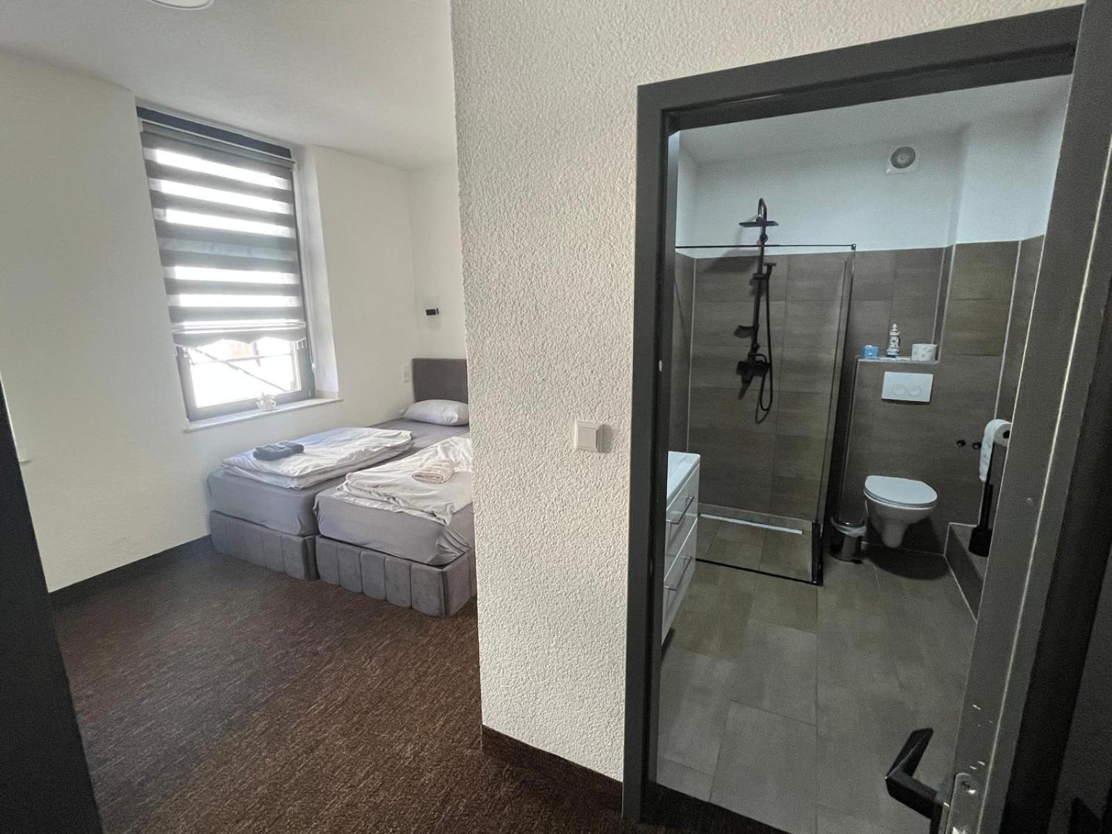 Duisburger Hostel Екстер'єр фото